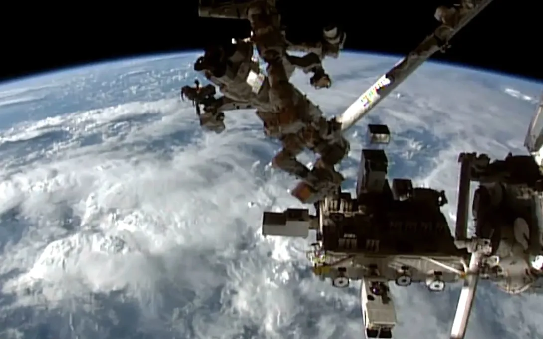 Vascular US study demonstrating increased vascular stiffness under weightlessness (source NASA).